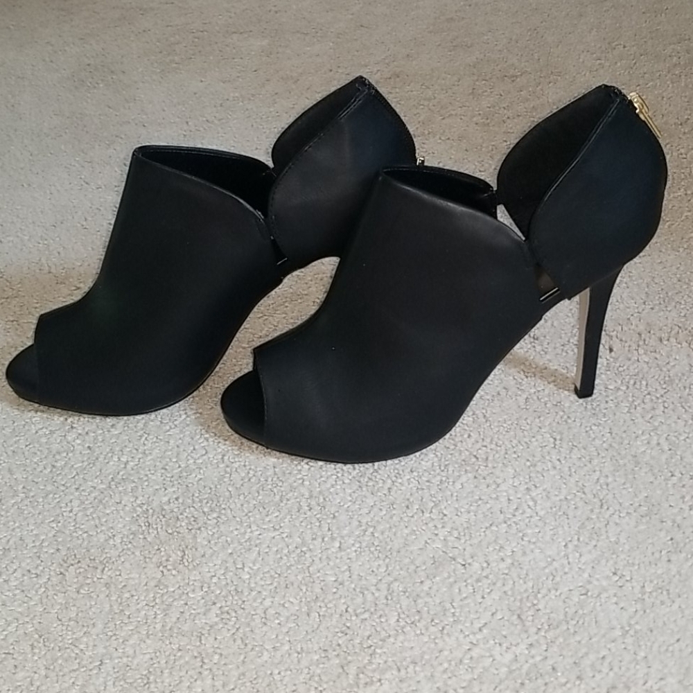 Madden Girl Tamil heels